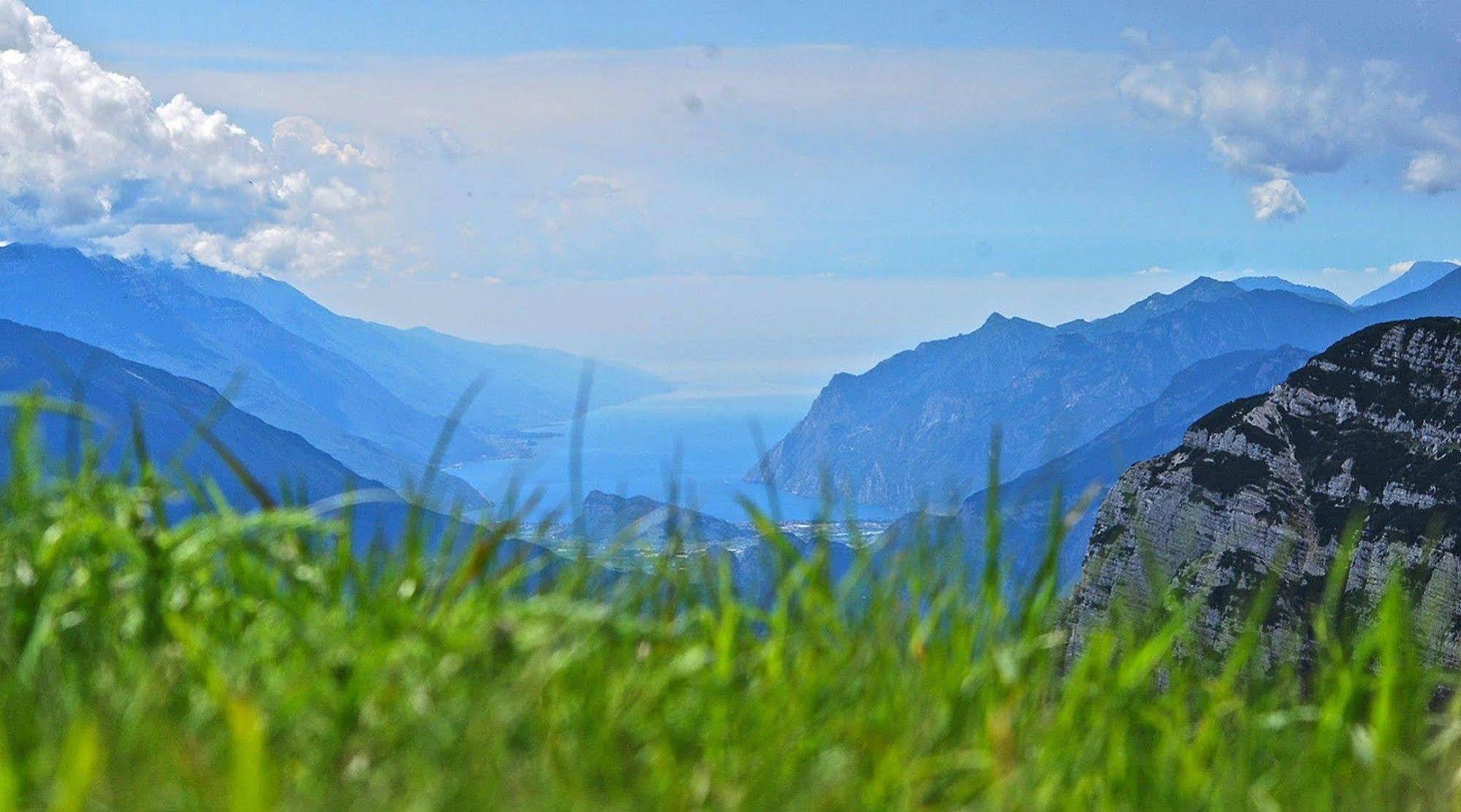 Hotel & Residence Montana Fai della Paganella Buitenkant foto